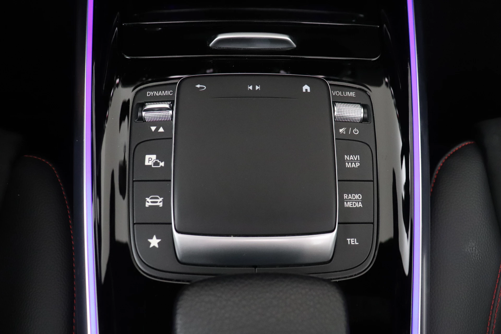 Hoofdafbeelding Mercedes-Benz EQA