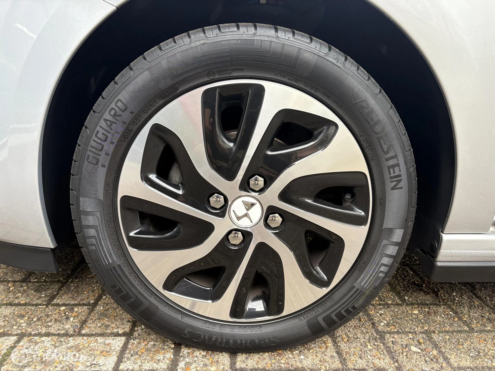 Hoofdafbeelding DS DS 3