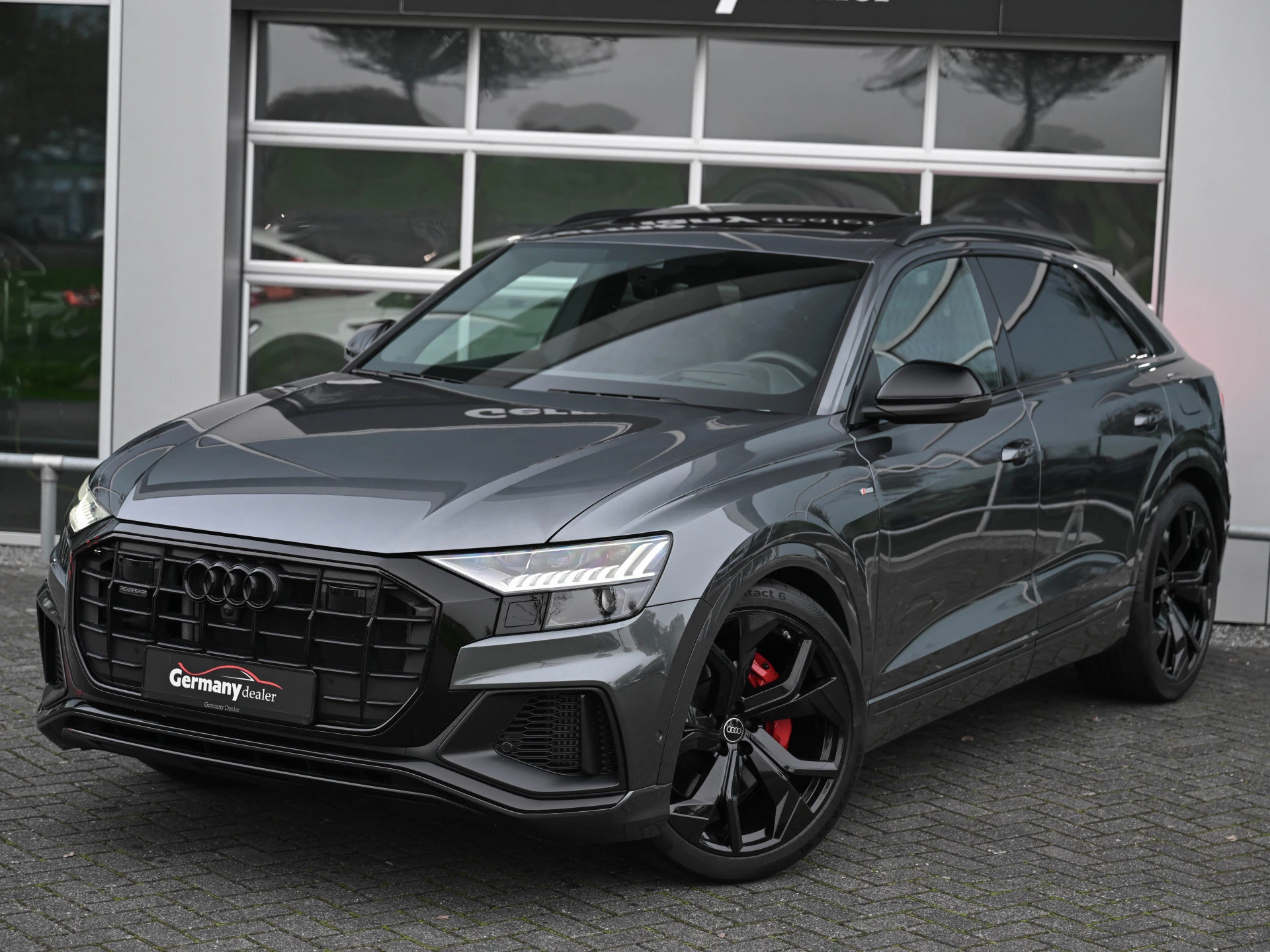 Hoofdafbeelding Audi Q8