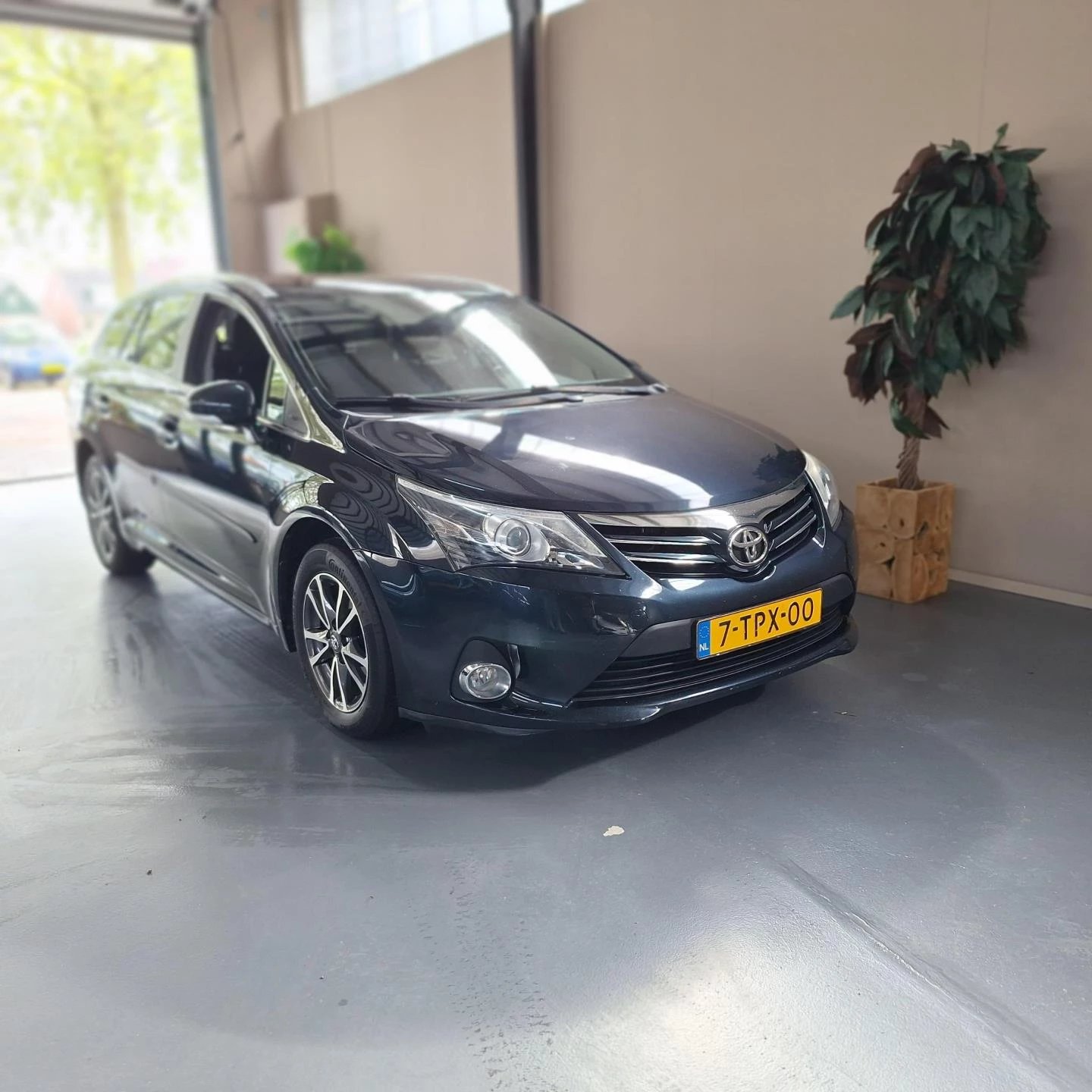 Hoofdafbeelding Toyota Avensis