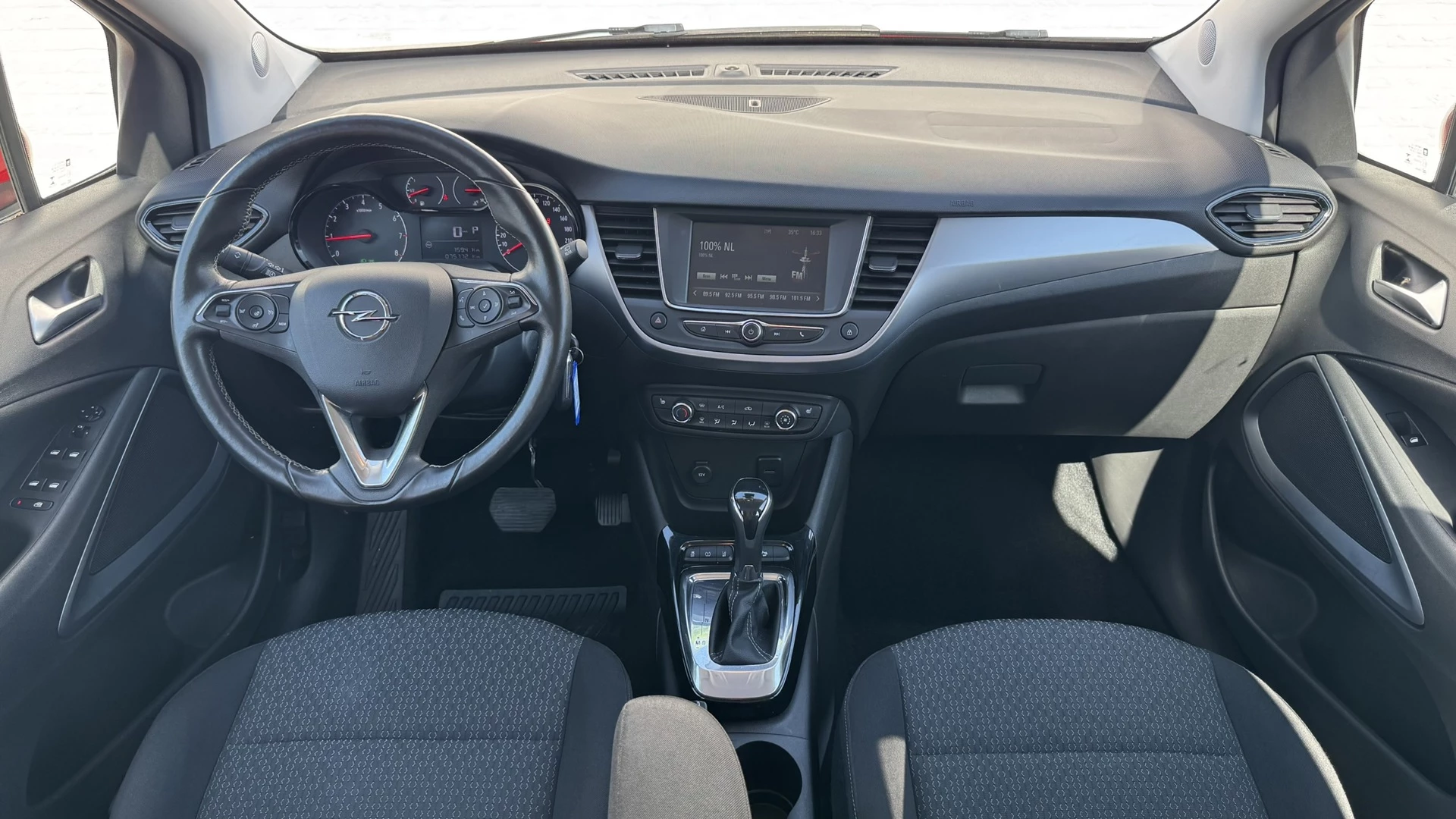 Hoofdafbeelding Opel Crossland X