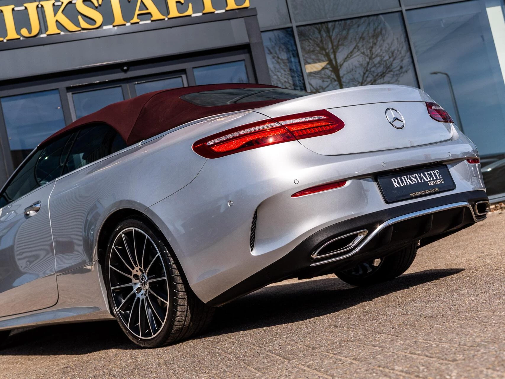 Hoofdafbeelding Mercedes-Benz E-Klasse