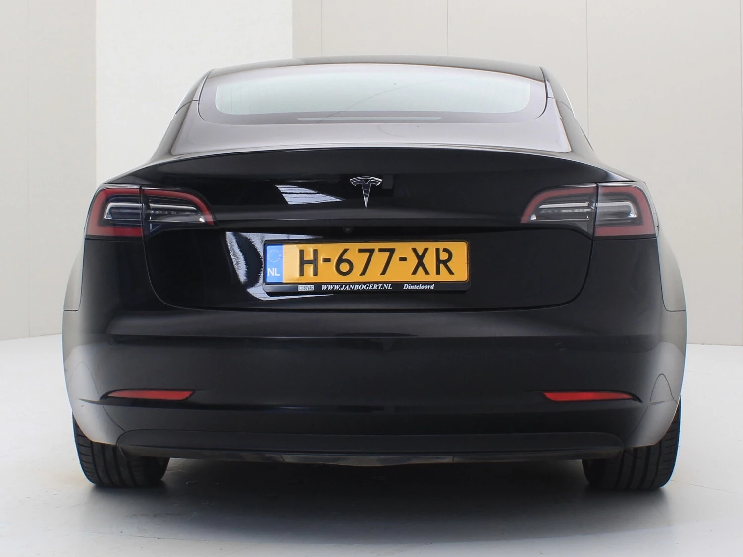 Hoofdafbeelding Tesla Model 3