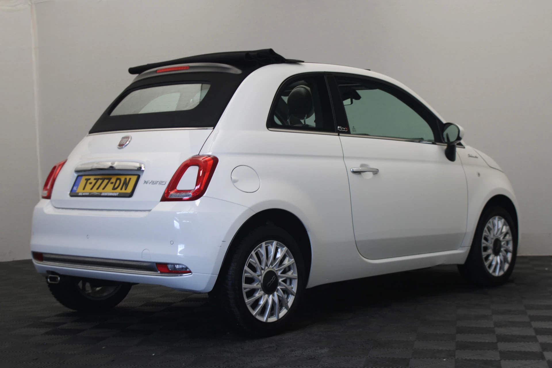 Hoofdafbeelding Fiat 500C