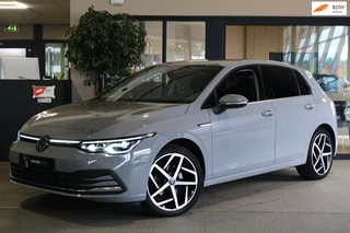 Volkswagen Golf 8 1.5 eTSI Style DSG Navi IQ Led Cam Acc Pdc