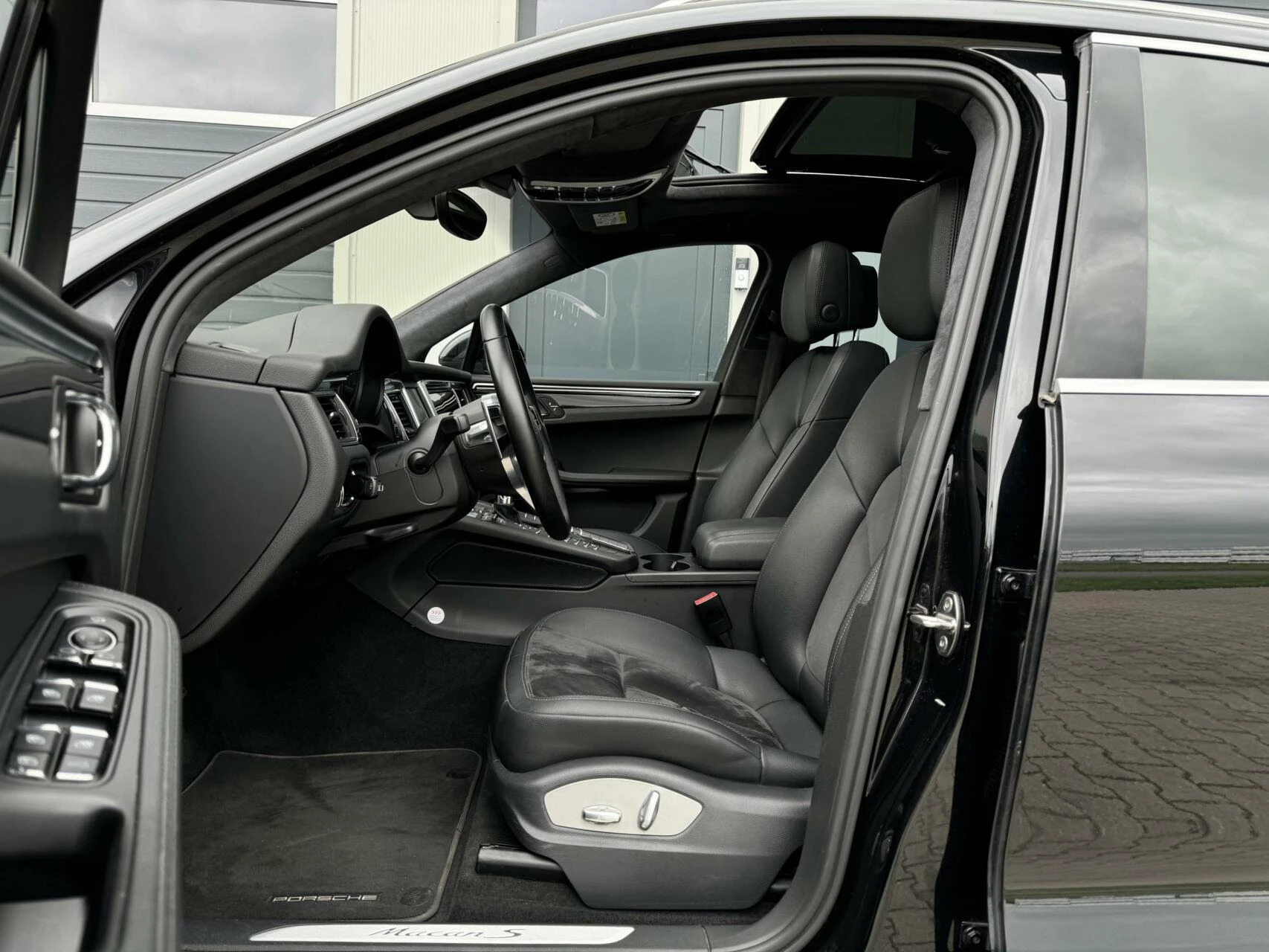 Hoofdafbeelding Porsche Macan