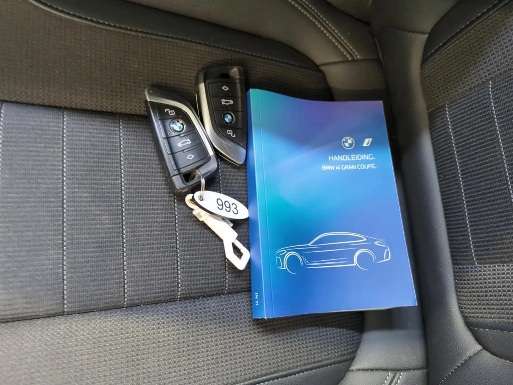 Hoofdafbeelding BMW i4