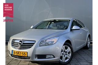 Hoofdafbeelding Opel Insignia Opel Insignia BWJ 2013 | 1.4T 141PK Design Edition | TREKHAAK | NAVI | CLIMA | PDC 2X | SPORTSTOELEN |