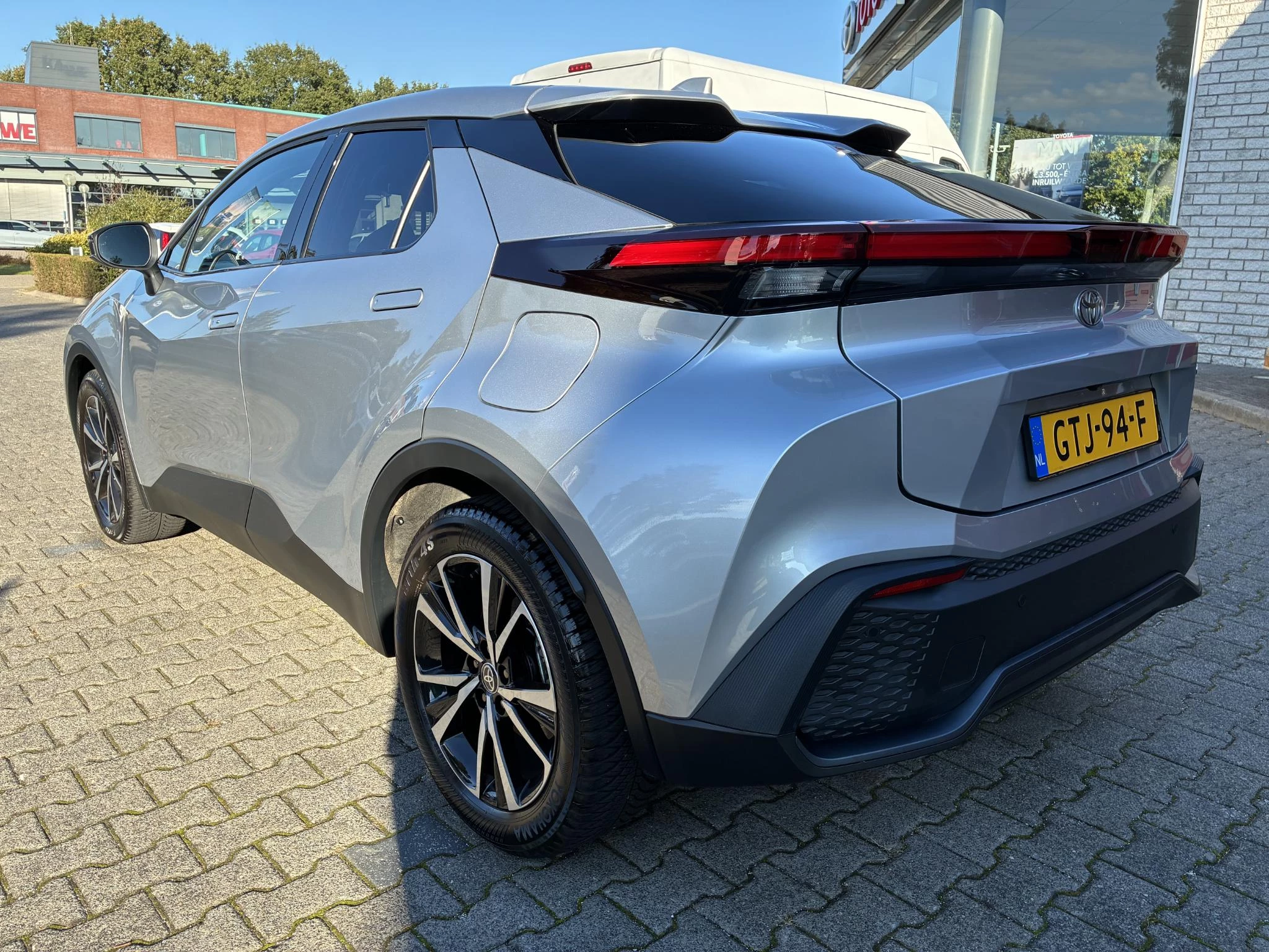 Hoofdafbeelding Toyota C-HR