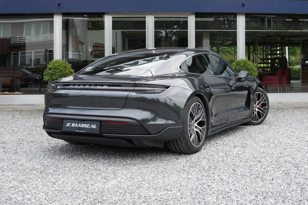 Hoofdafbeelding Porsche Taycan