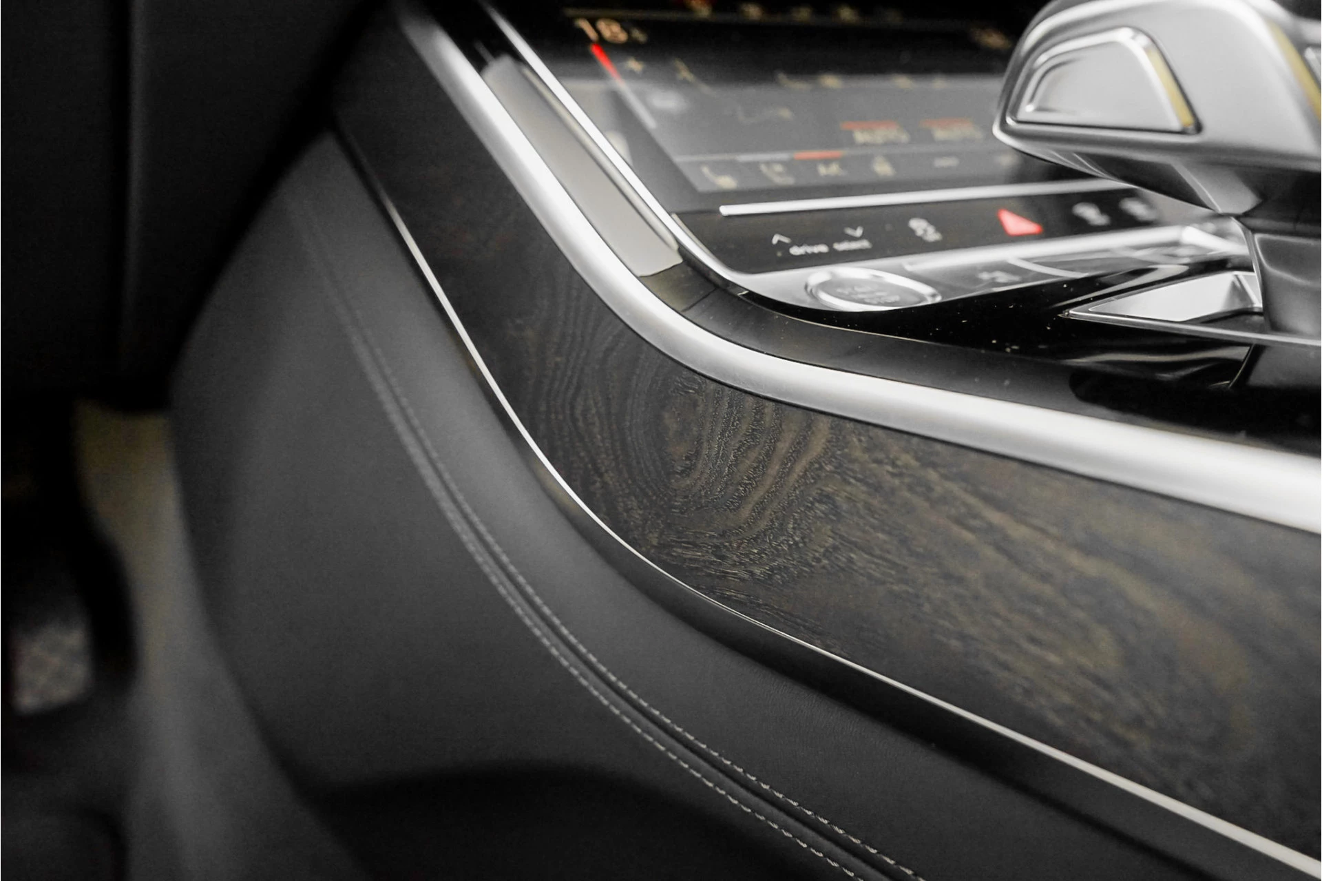 Hoofdafbeelding Audi A8