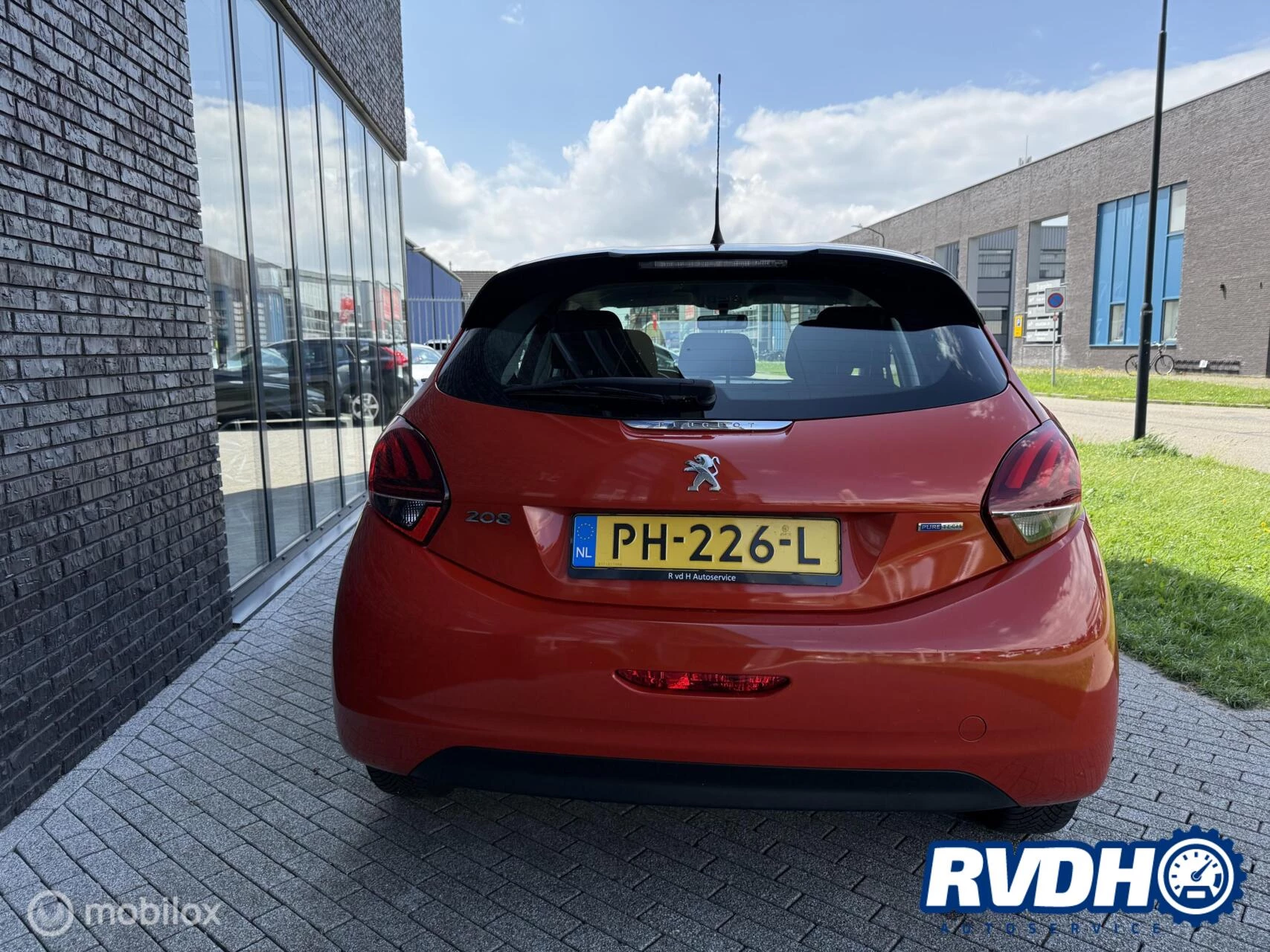 Hoofdafbeelding Peugeot 208