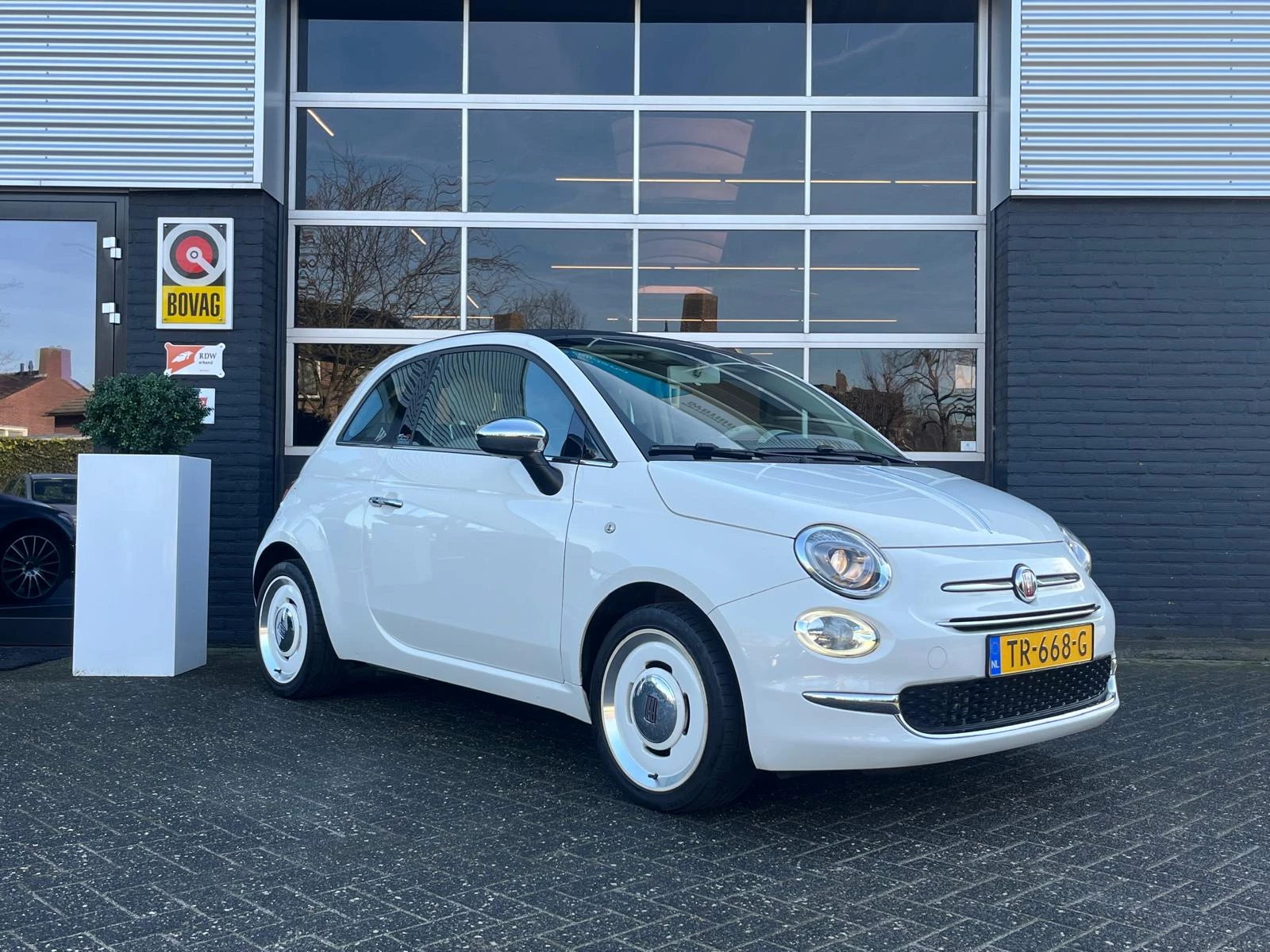 Hoofdafbeelding Fiat 500C