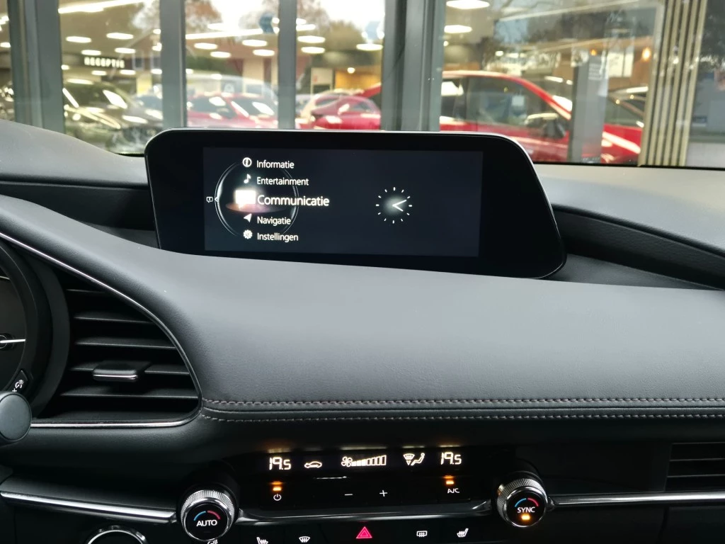 Hoofdafbeelding Mazda 3