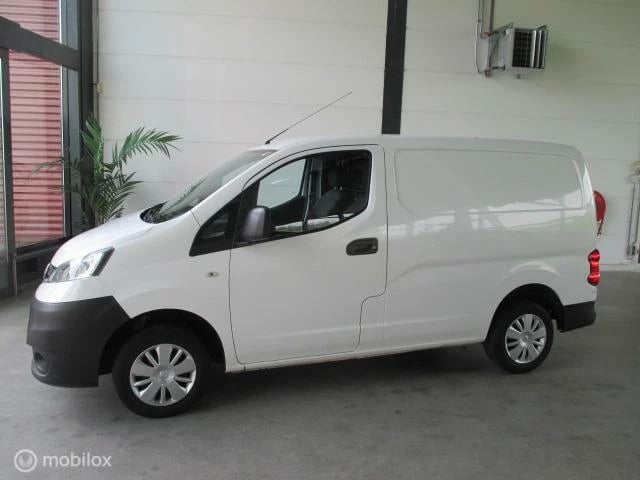 Hoofdafbeelding Nissan NV200