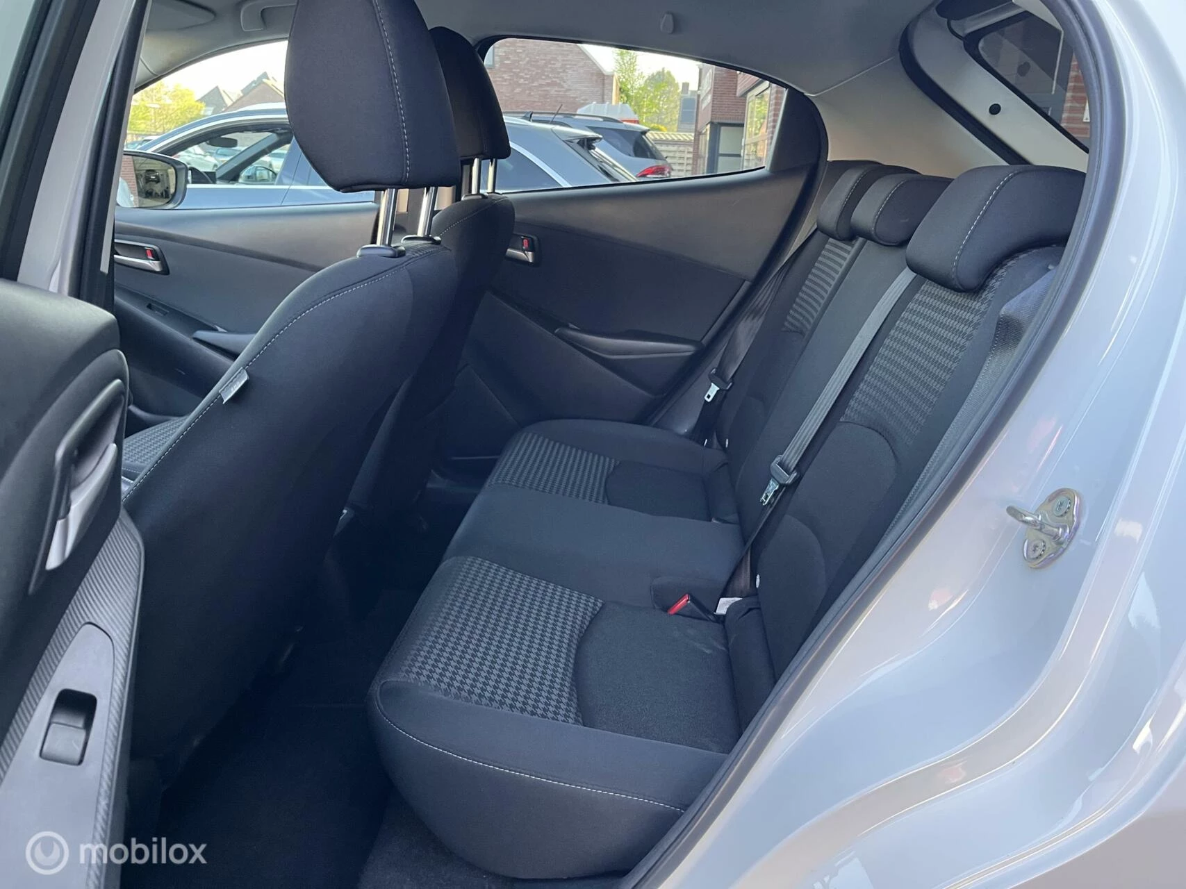 Hoofdafbeelding Mazda 2