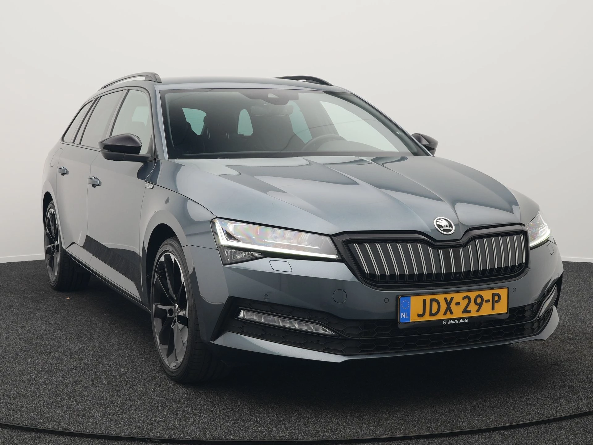 Hoofdafbeelding Škoda Superb
