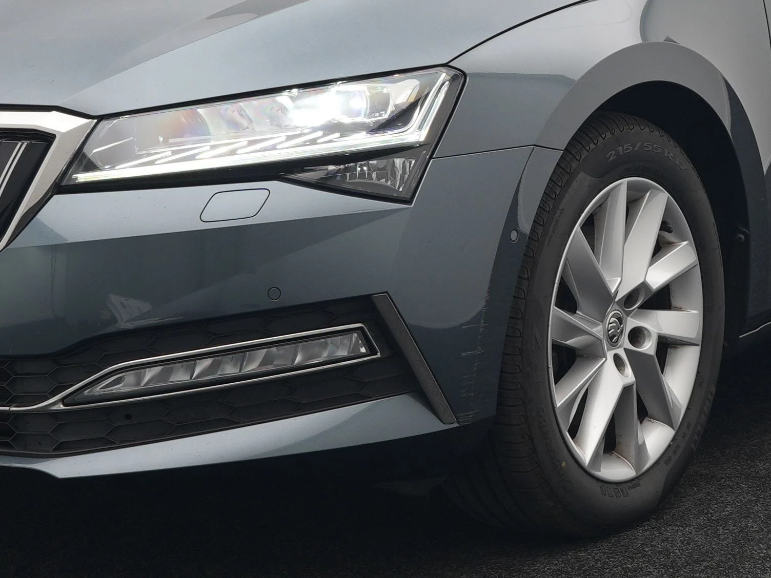 Hoofdafbeelding Škoda Superb