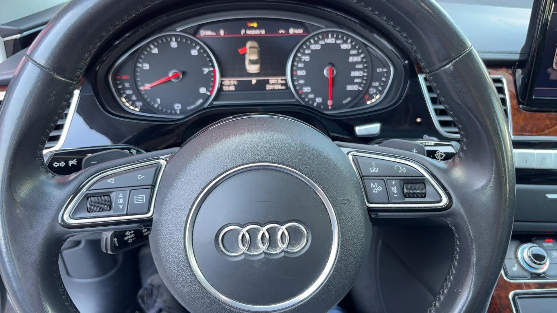 Hoofdafbeelding Audi A8
