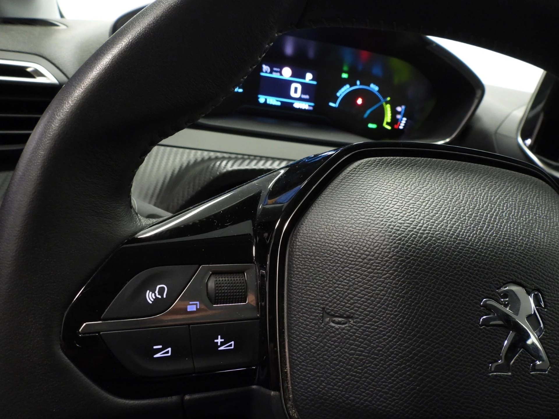 Hoofdafbeelding Peugeot e-208