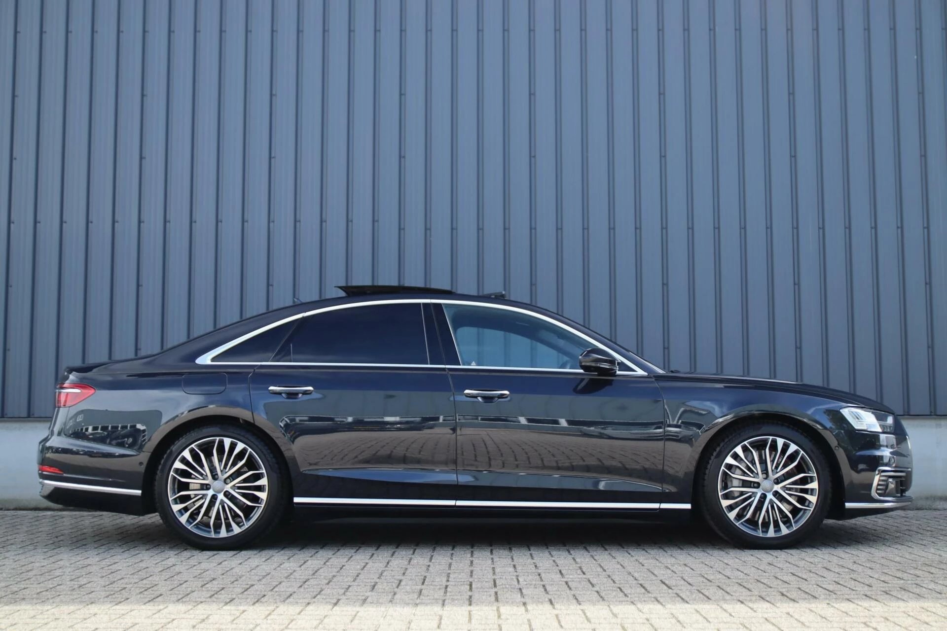 Hoofdafbeelding Audi A8