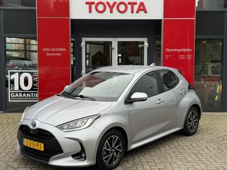 Toyota Yaris 1.5 HYBRID DYNAMIC APPLE/ANDROID KEYLESS 16"LM-VELGEN LED-PAKKET NL-AUTO