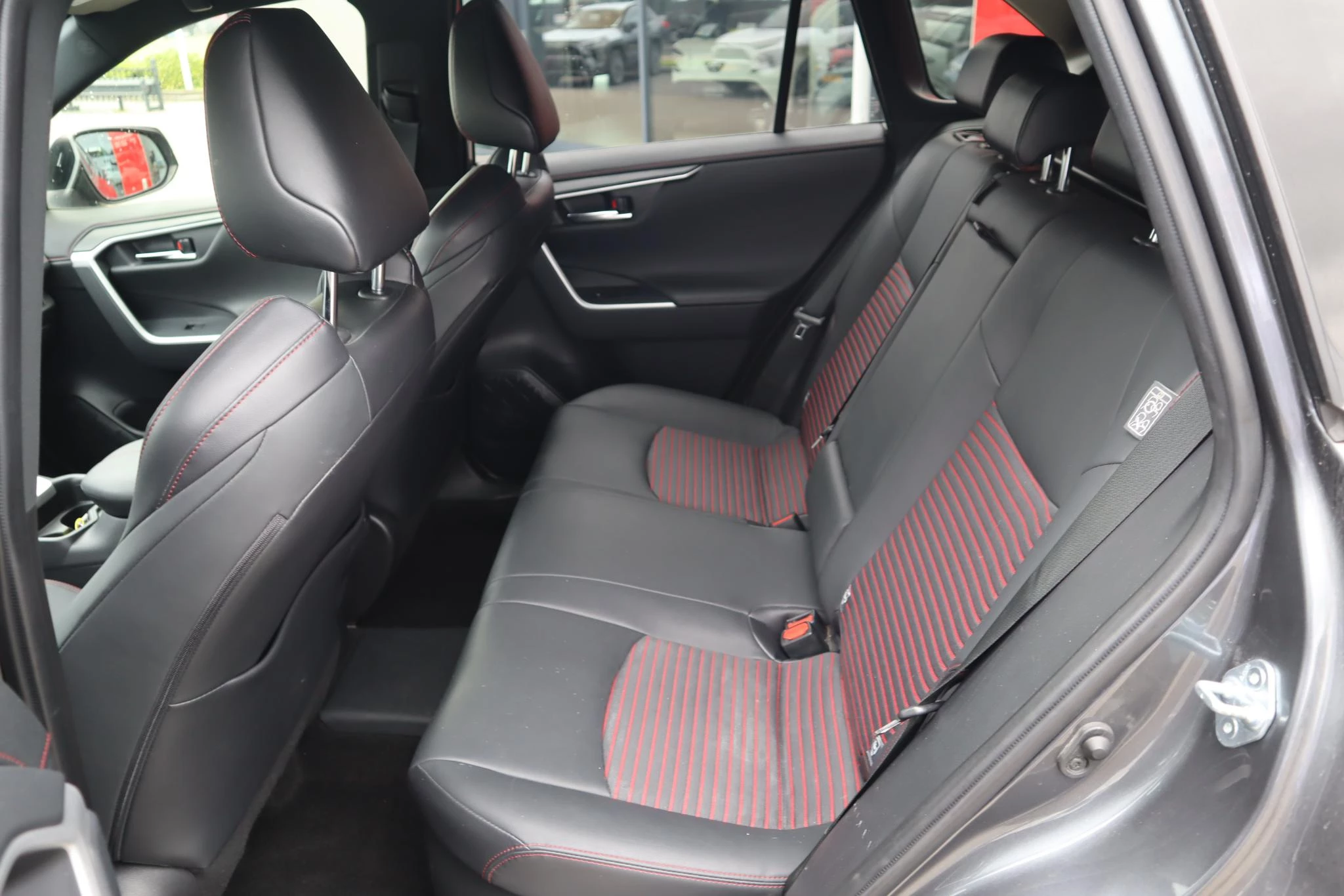 Hoofdafbeelding Toyota RAV4