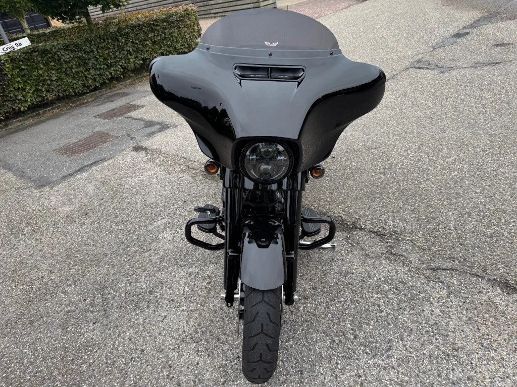 Hoofdafbeelding Harley-Davidson Street Glide