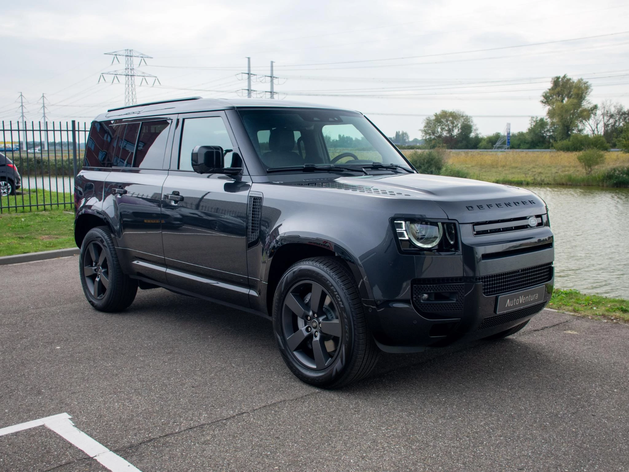 Hoofdafbeelding Land Rover Defender