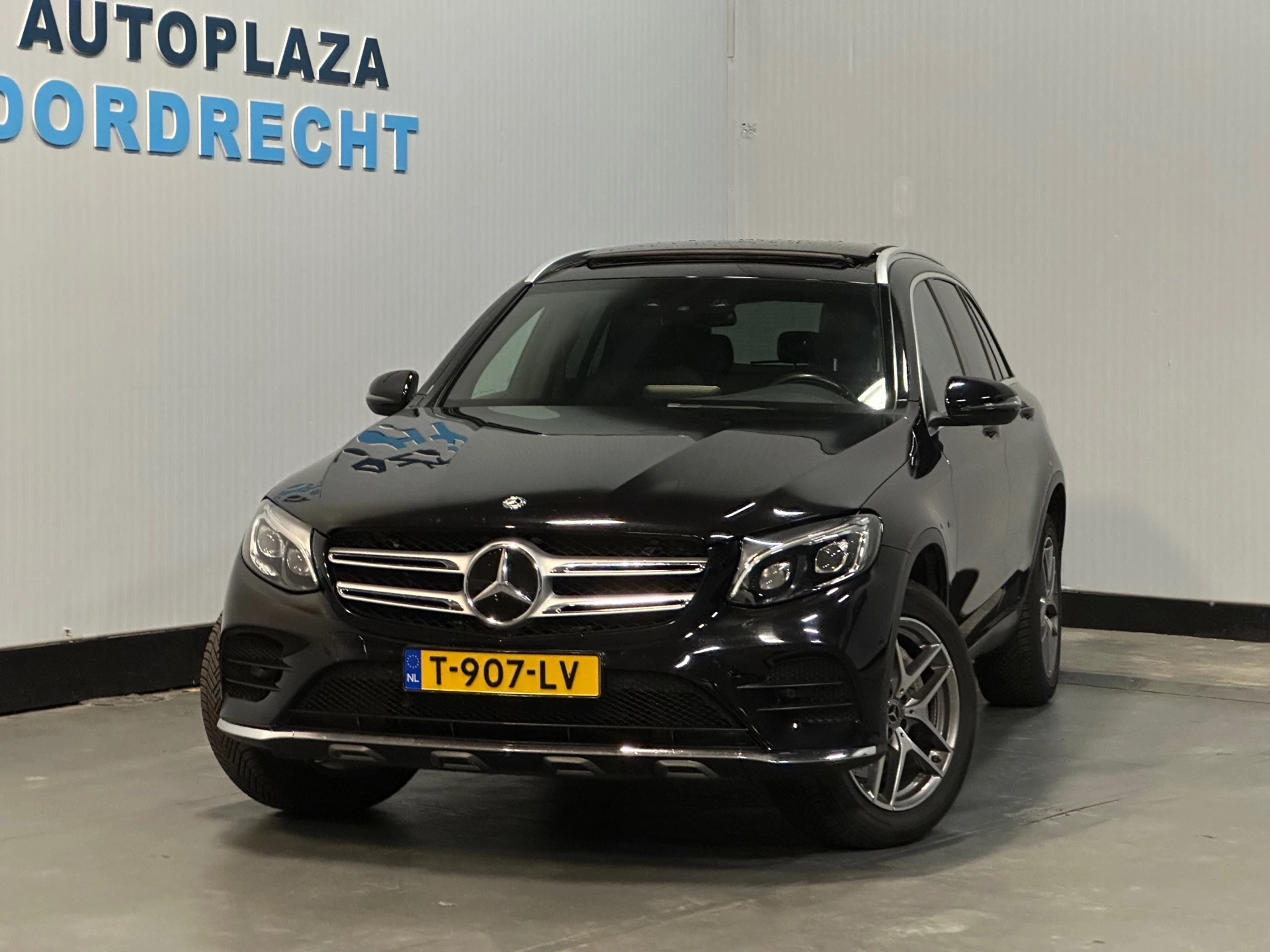 Hoofdafbeelding Mercedes-Benz GLC
