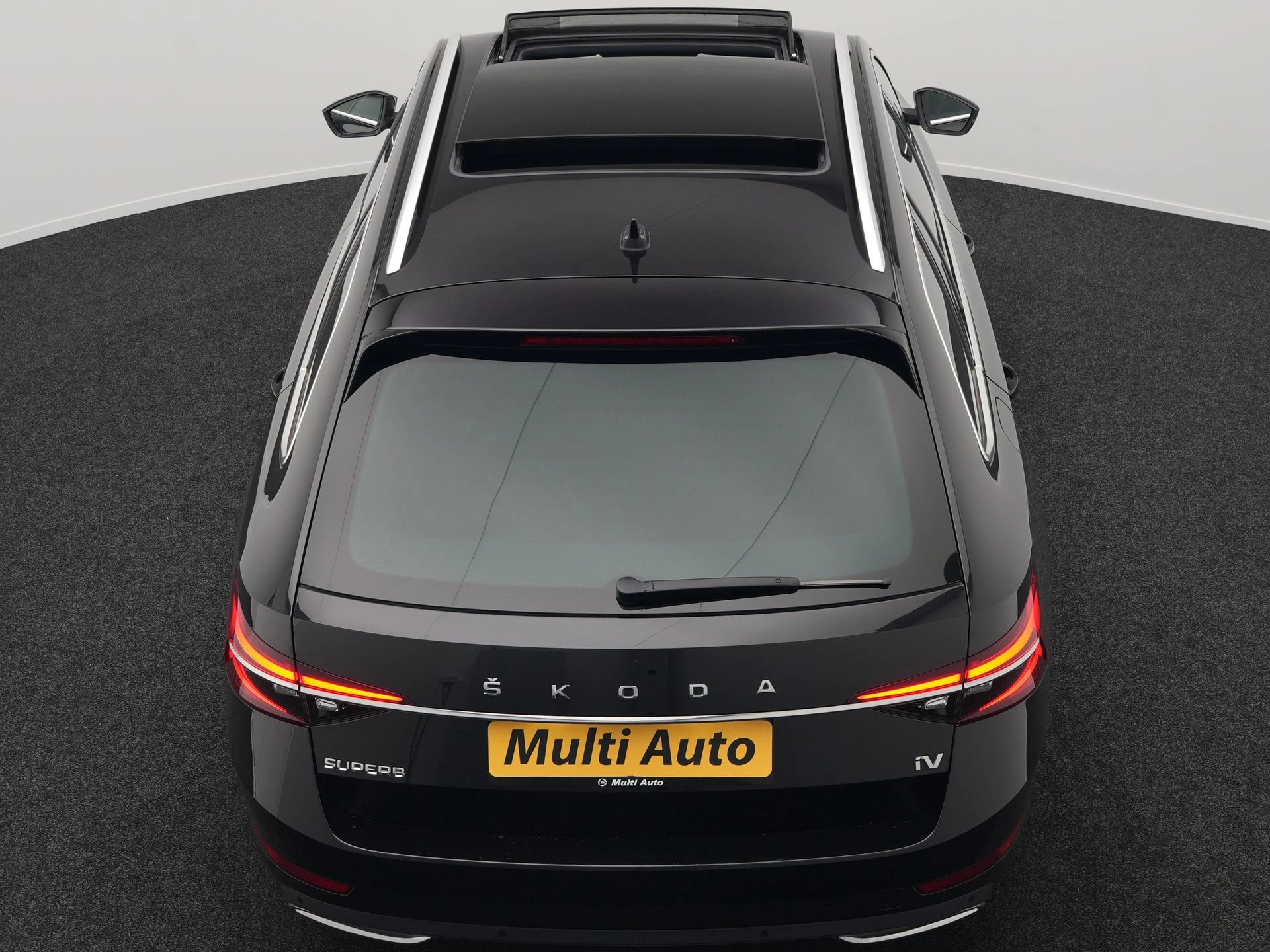 Hoofdafbeelding Škoda Superb