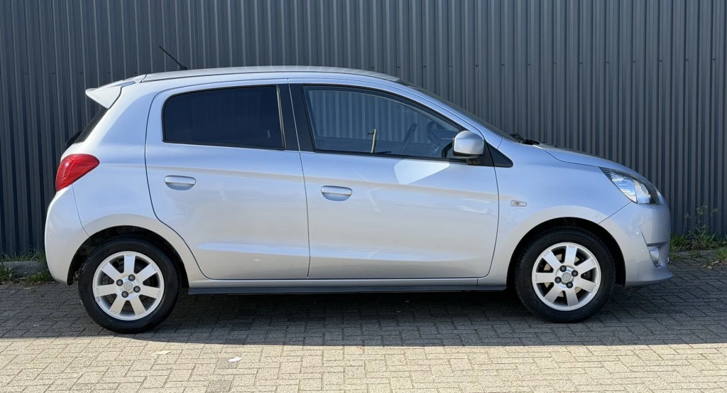 Hoofdafbeelding Mitsubishi Space Star