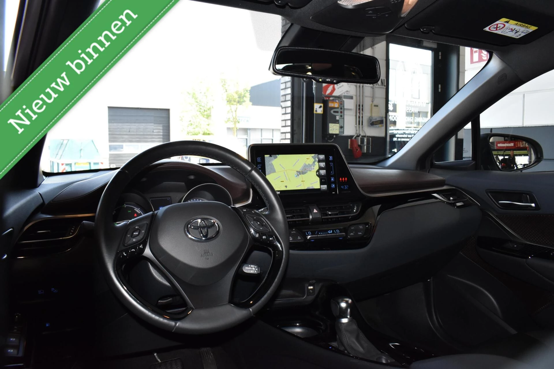 Hoofdafbeelding Toyota C-HR