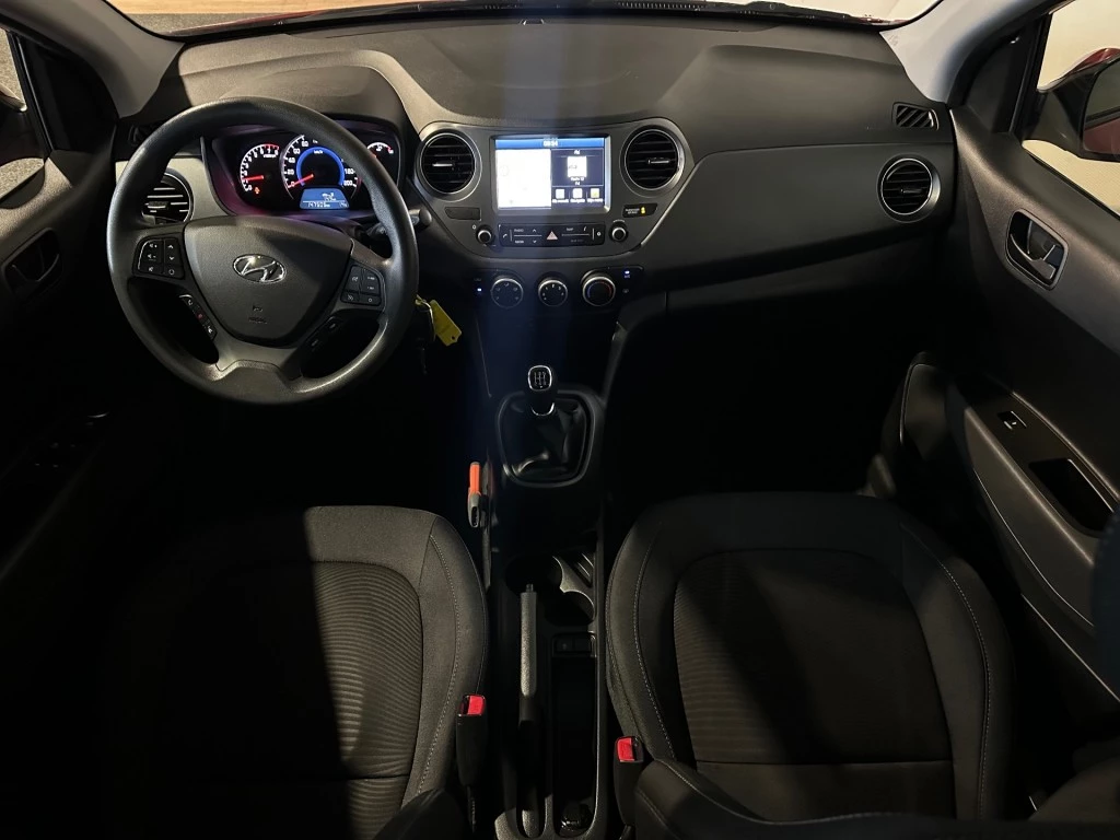Hoofdafbeelding Hyundai i10