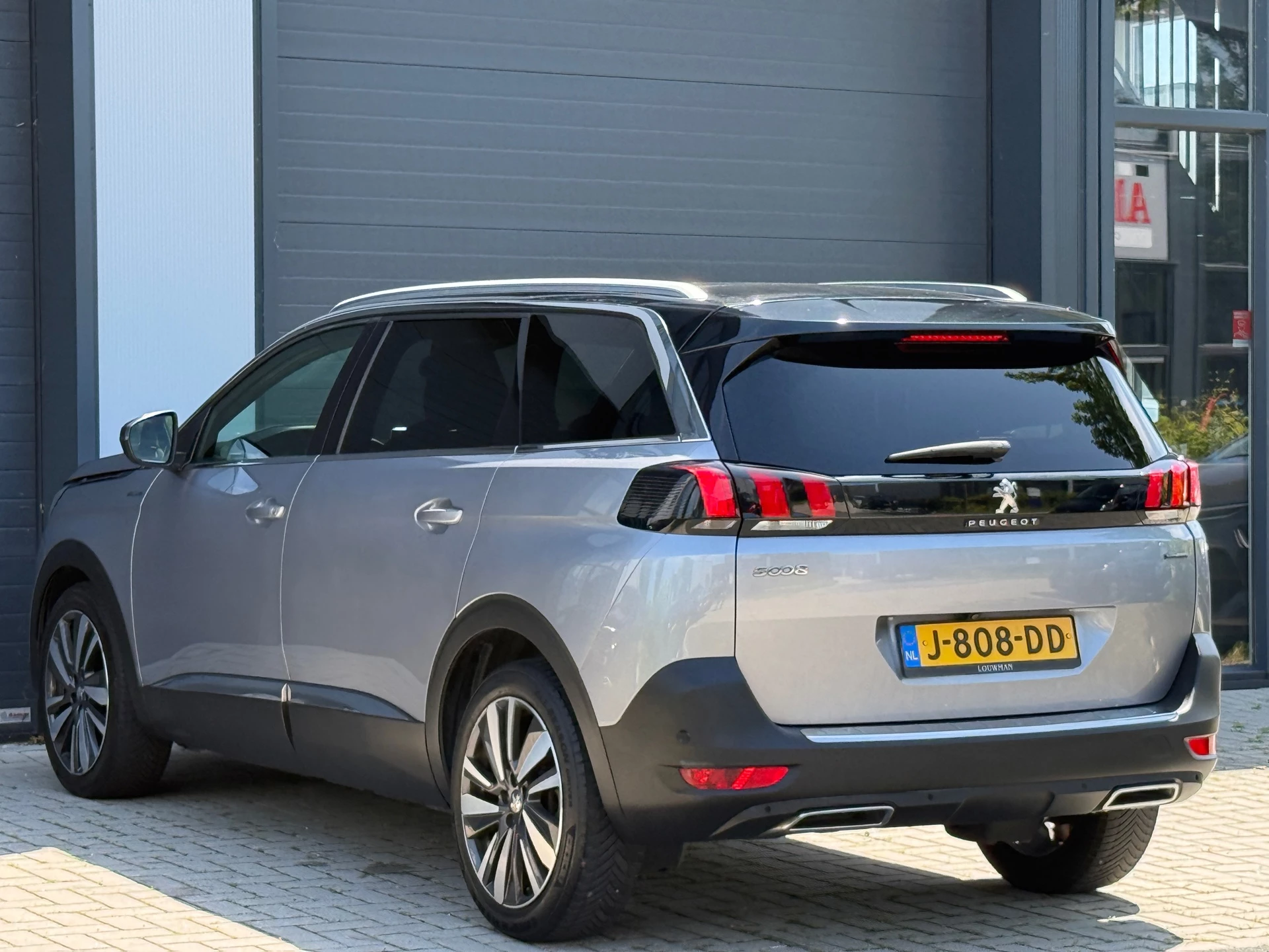 Hoofdafbeelding Peugeot 5008