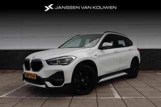 BMW X1 xDrive25e *SOH 89% * PHEV * Sport Line * Trekhaak * Navigatie * Stoelverwarming * LED Koplampen *