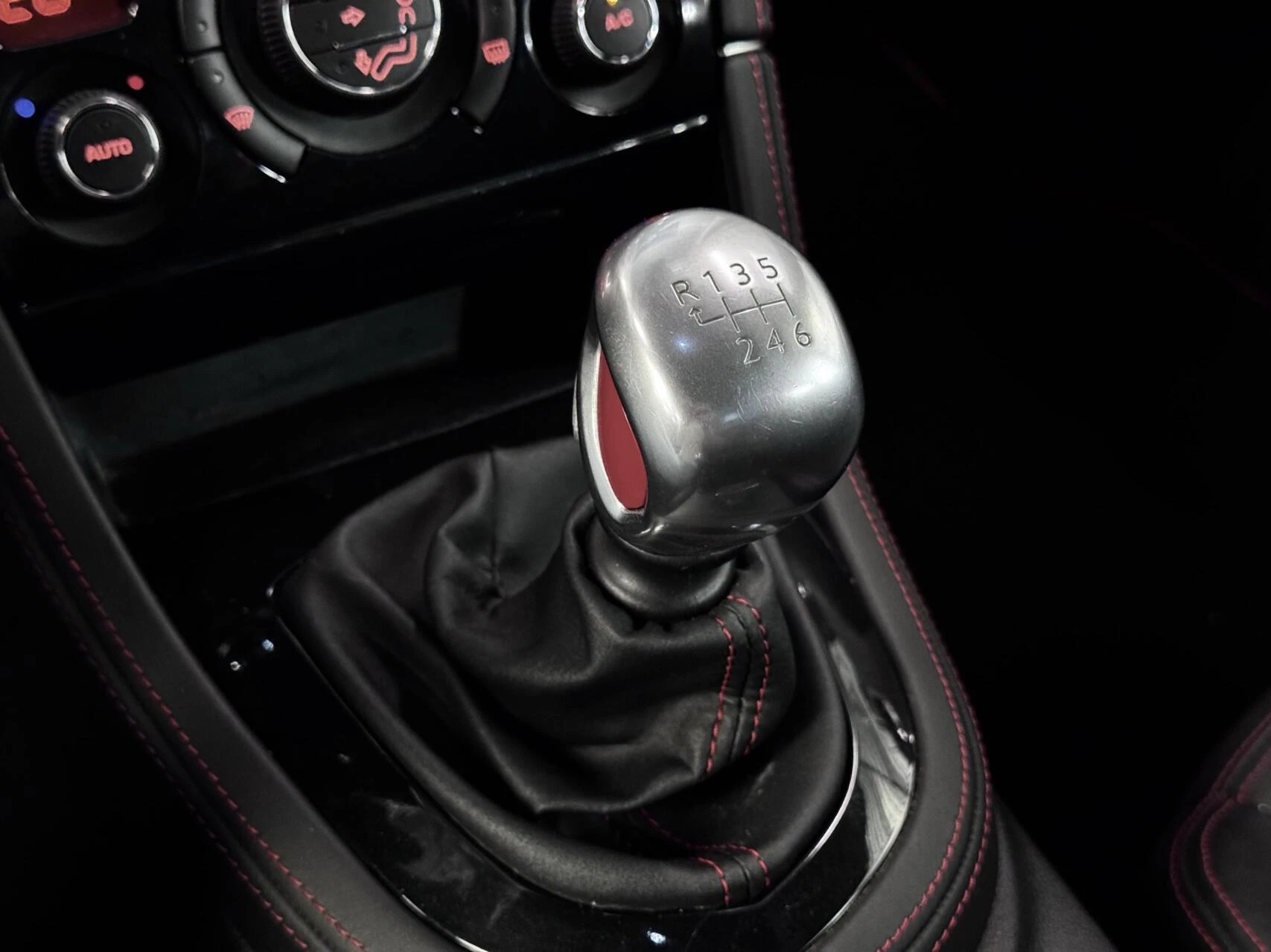 Hoofdafbeelding Peugeot RCZ
