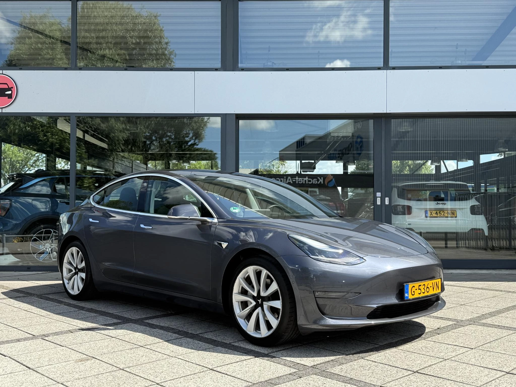 Hoofdafbeelding Tesla Model 3