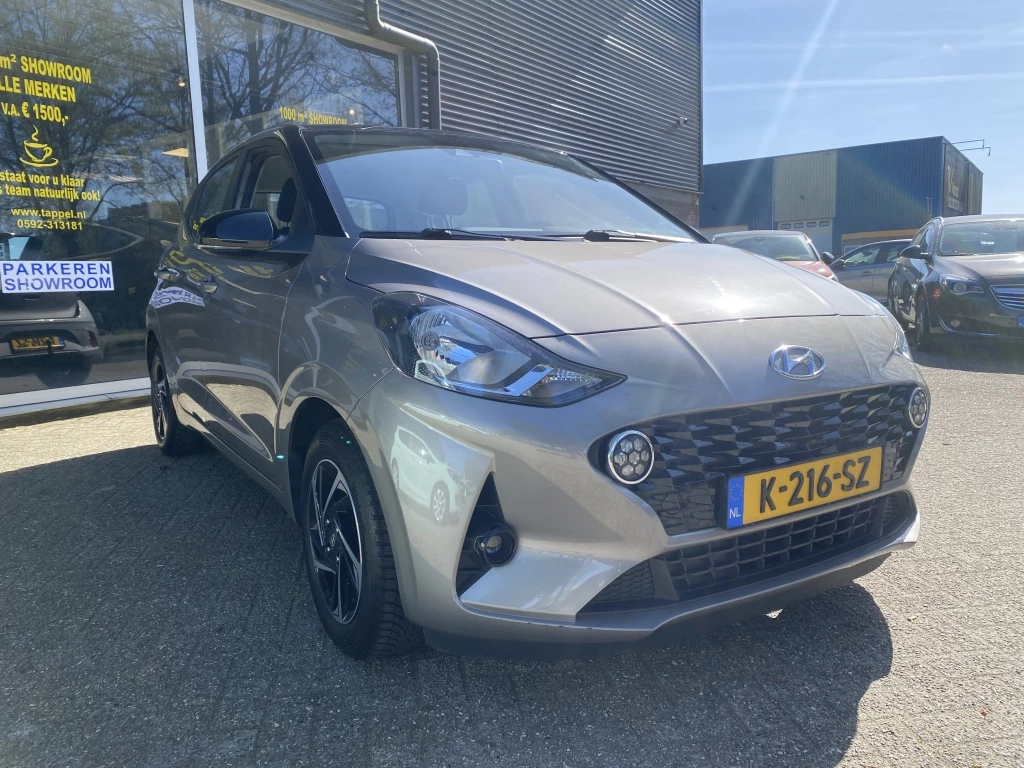 Hoofdafbeelding Hyundai i10
