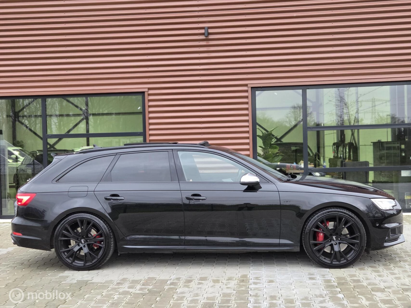 Hoofdafbeelding Audi S4