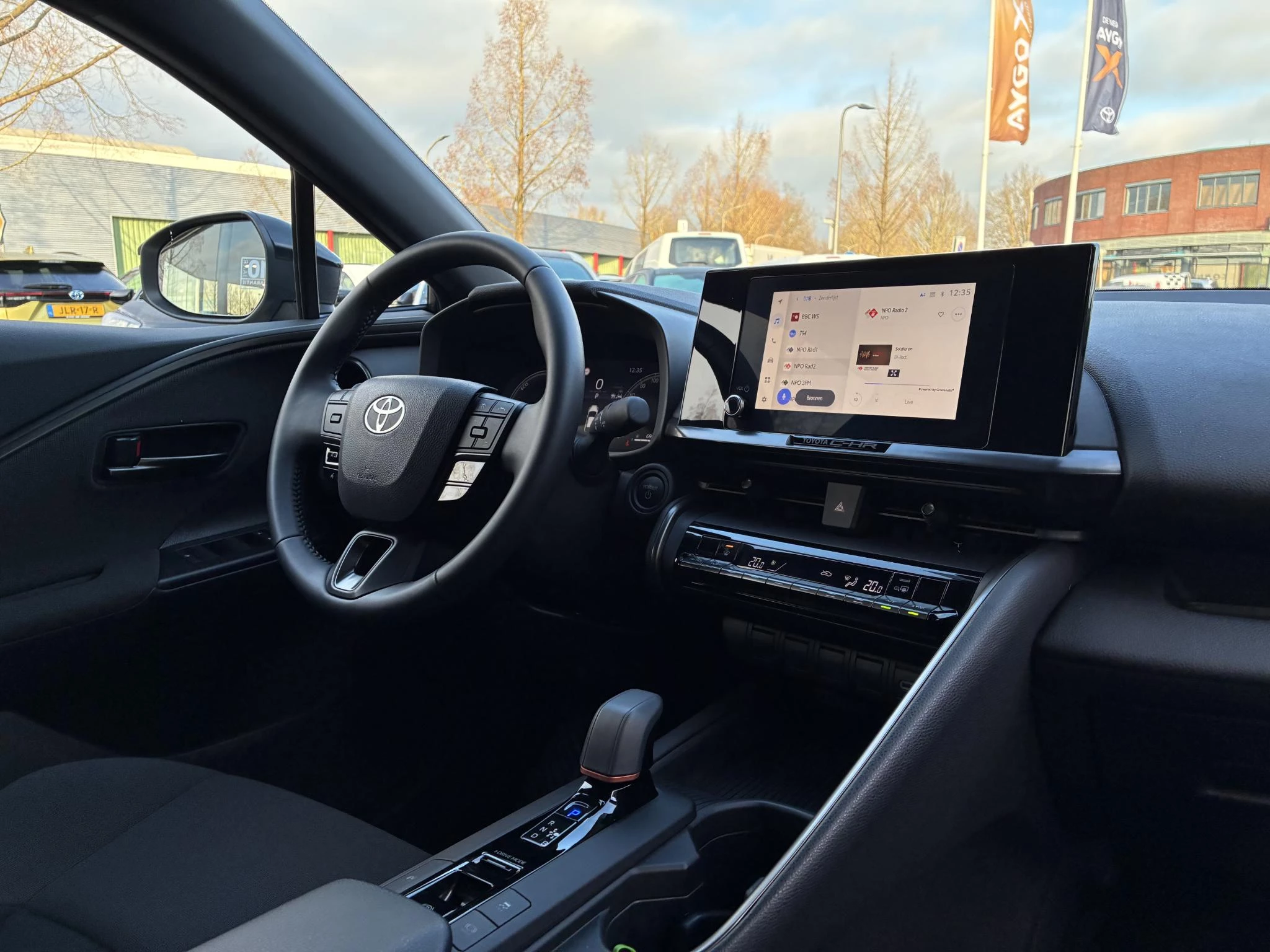 Hoofdafbeelding Toyota C-HR