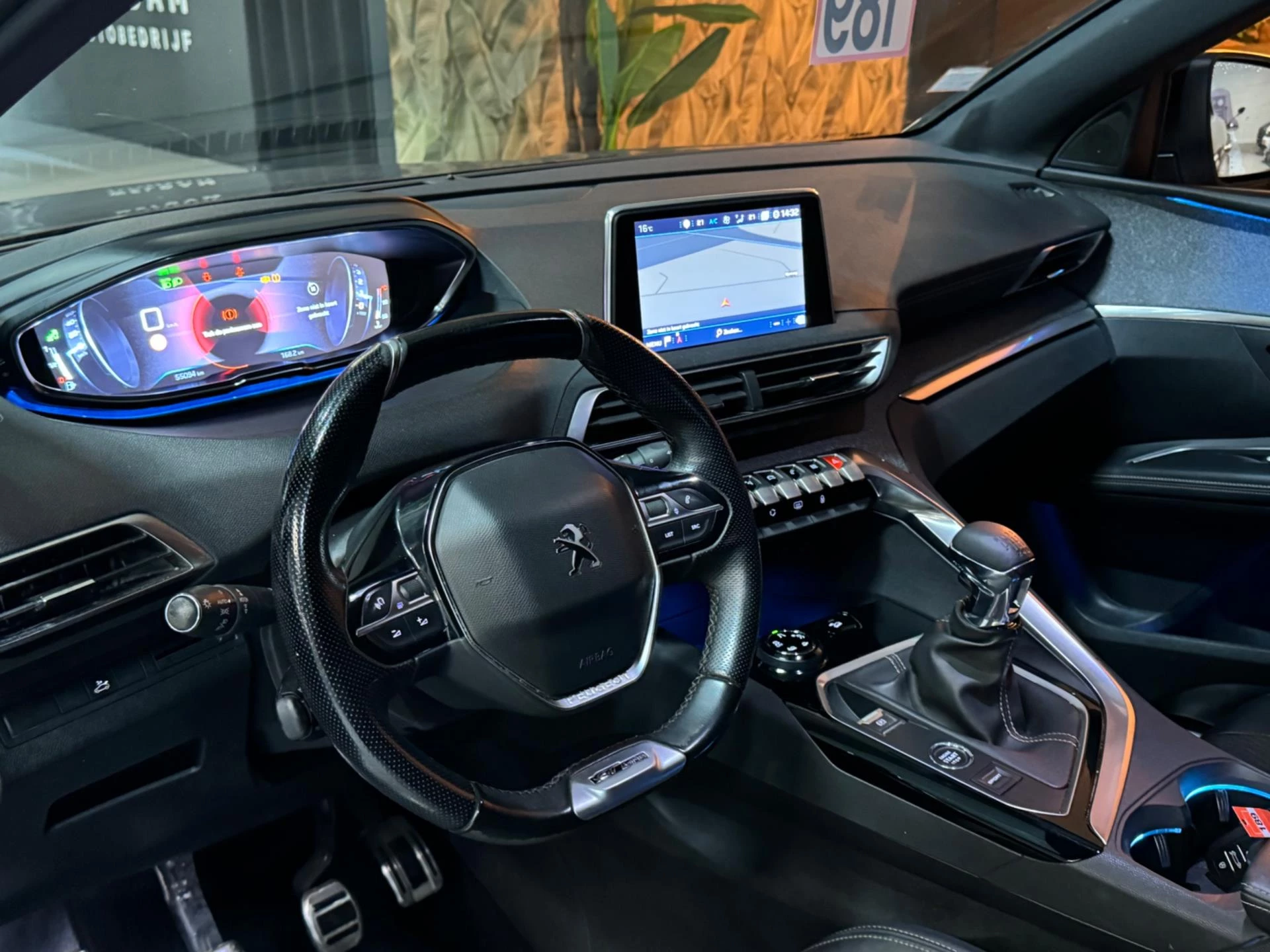 Hoofdafbeelding Peugeot 5008