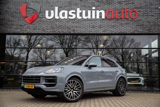 Porsche Cayenne Coupé 3.0 E-Hybrid , Panoramadak, Bose, Trekhaak, Sport Chrono,