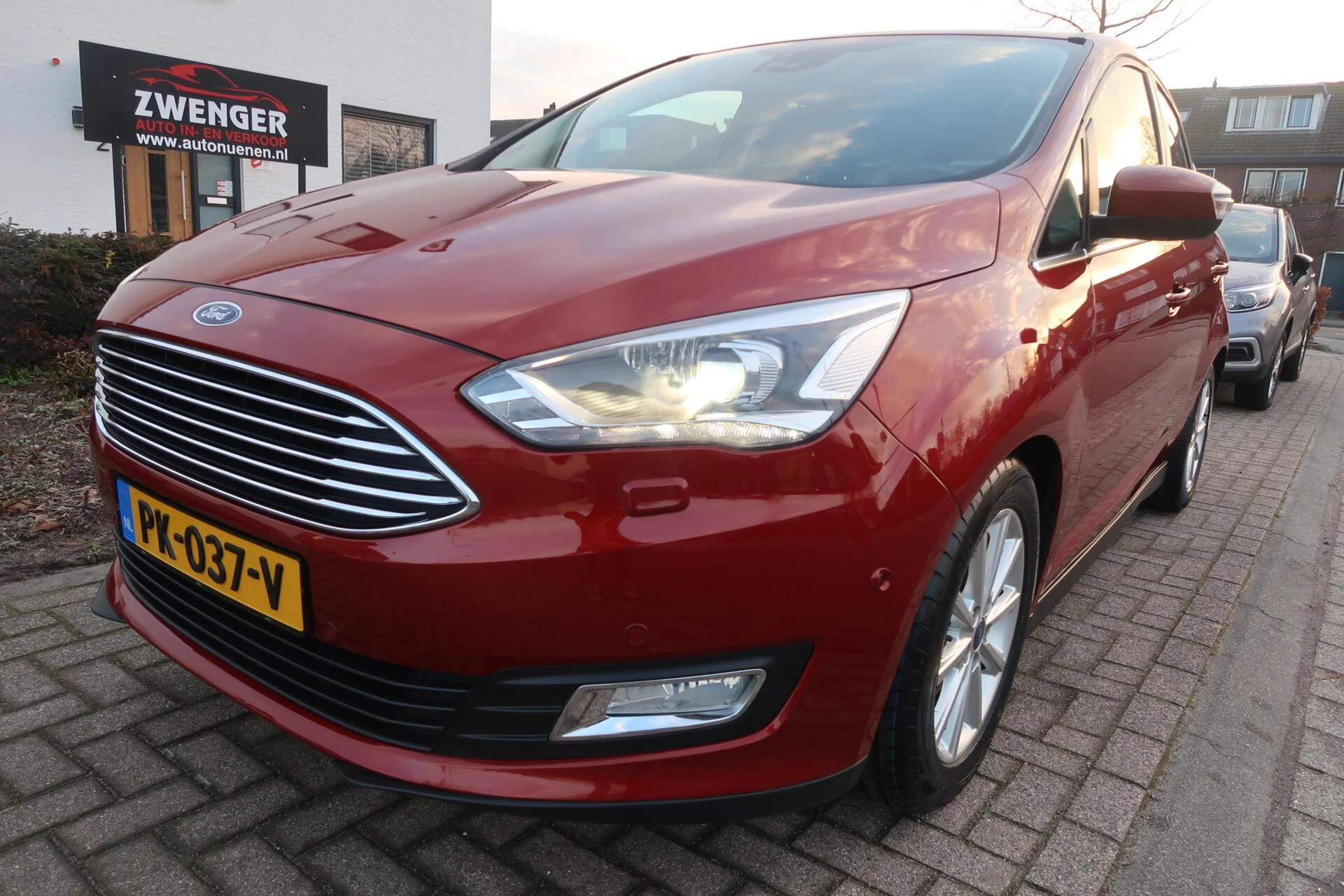 Hoofdafbeelding Ford C-MAX