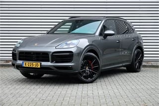 Porsche Cayenne 3.0 E-Hybrid | Achterasbesturing | ACC | Softclose | Sportuitlaten | Massagestoelen | Luchtvering |