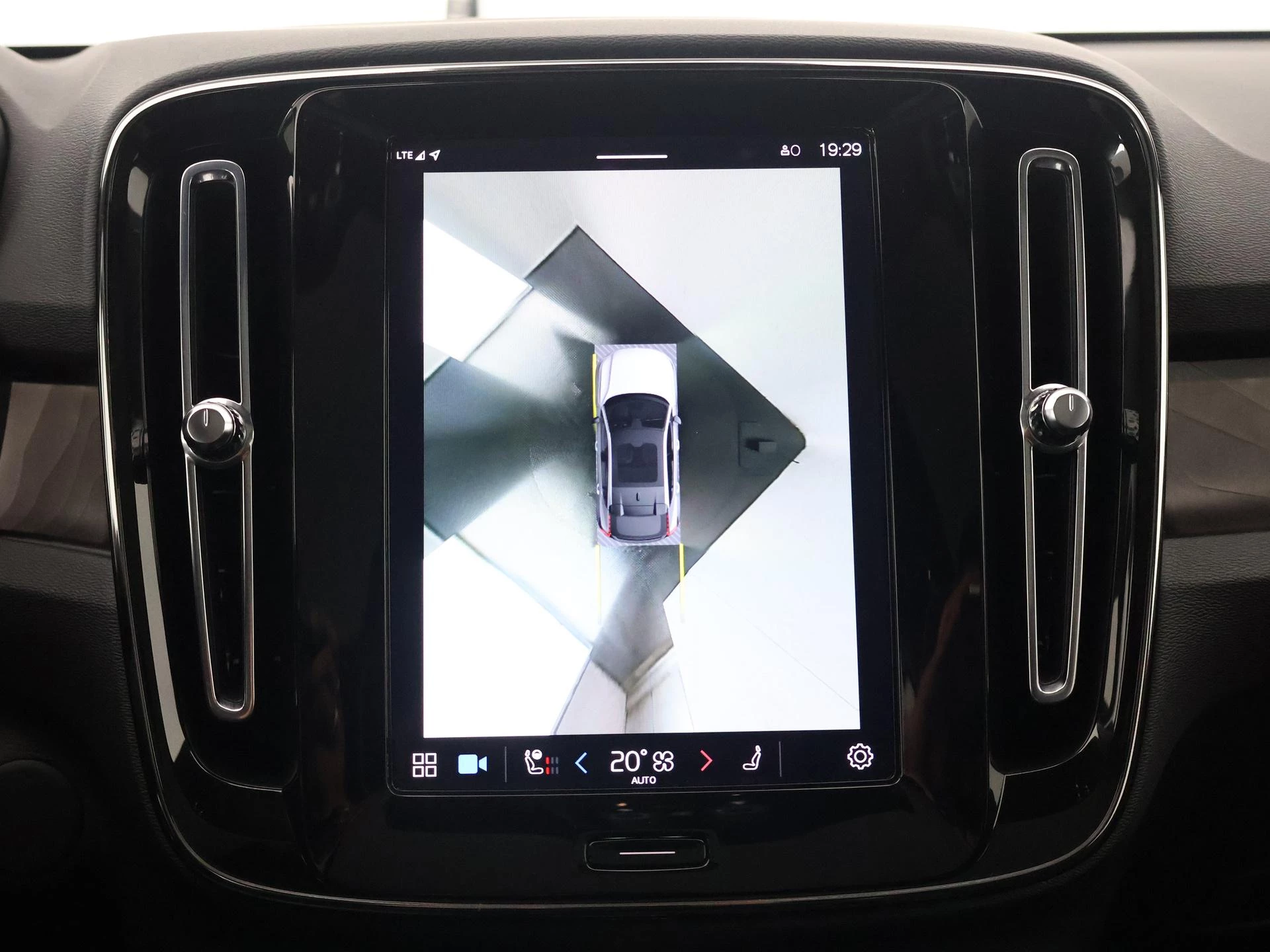 Hoofdafbeelding Volvo C40