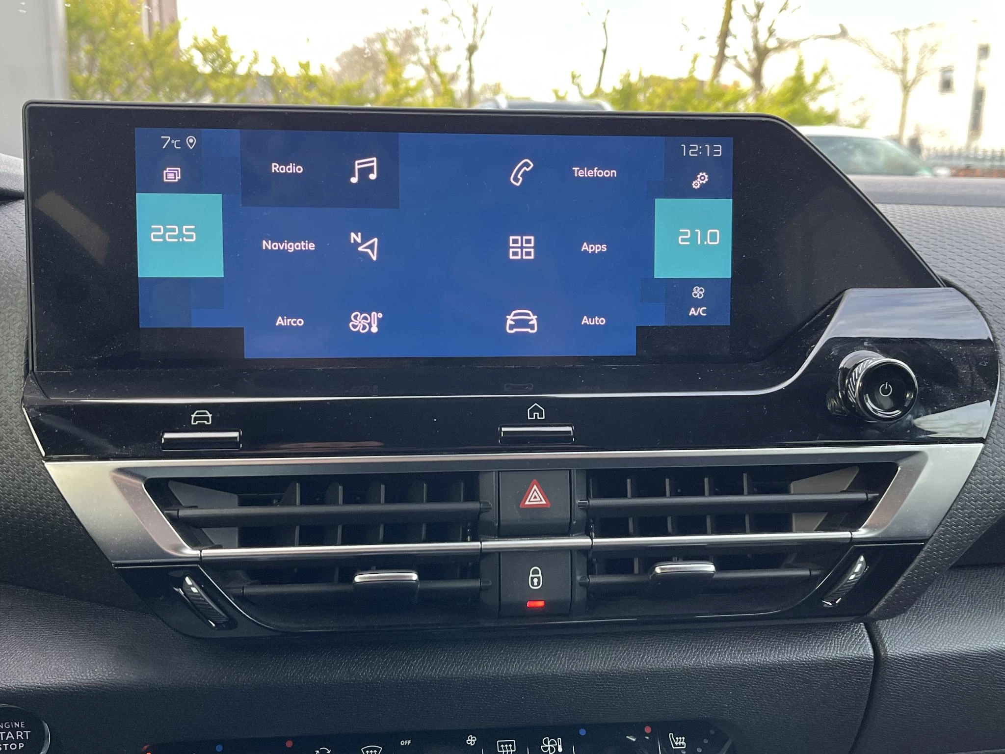 Hoofdafbeelding Citroën ë-C4