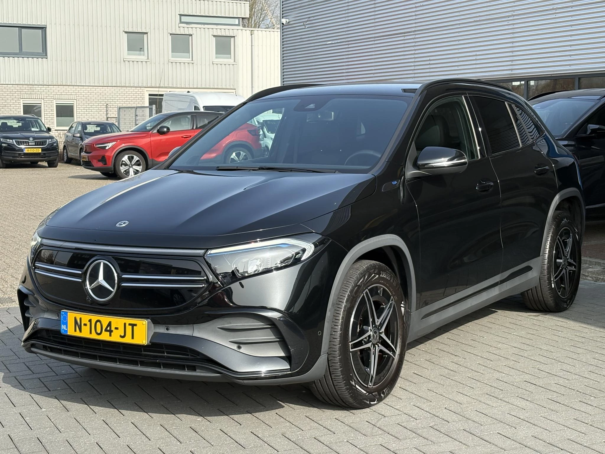 Hoofdafbeelding Mercedes-Benz EQA