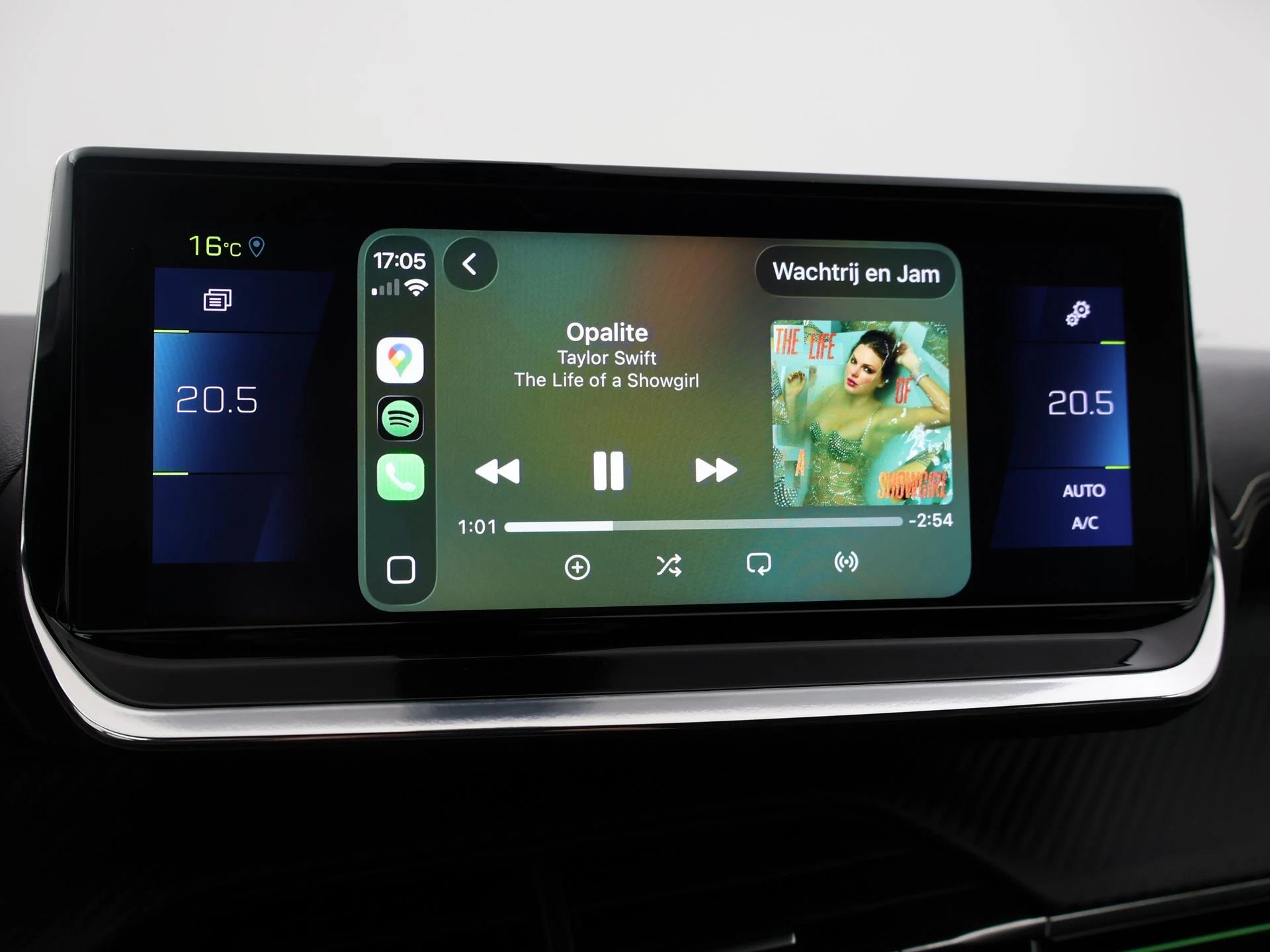 Hoofdafbeelding Peugeot e-2008