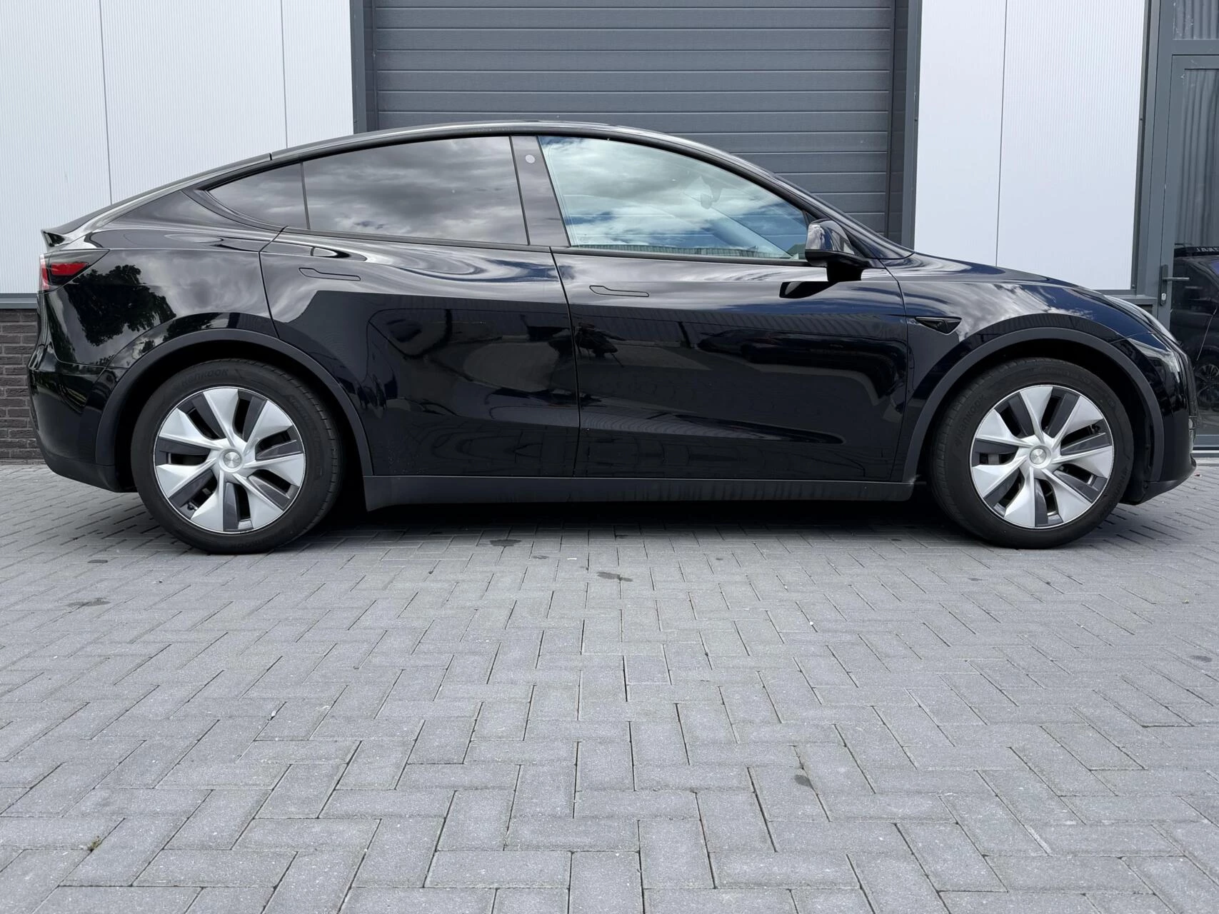 Hoofdafbeelding Tesla Model Y